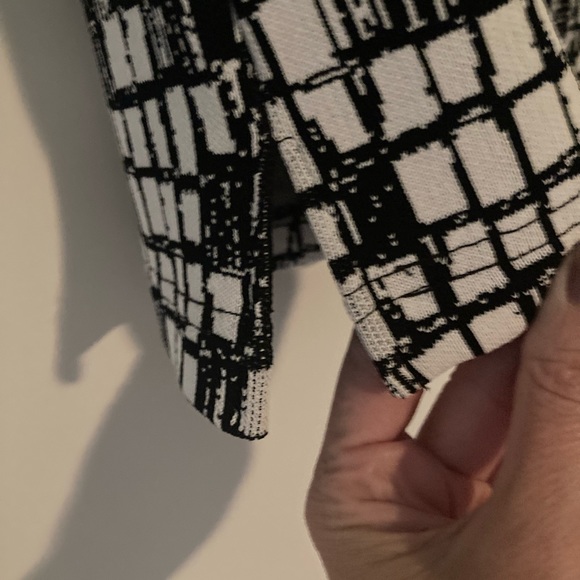 NWOT ESCADA tank top, size Medium - Picture 3 of 4